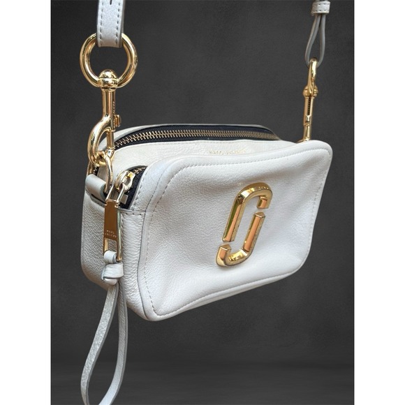 MARC JACOBS "THE SOFTSHOT 21"  PEBBLED CREAM LEATHER CROSSBODY BAG - Picture 3 of 11